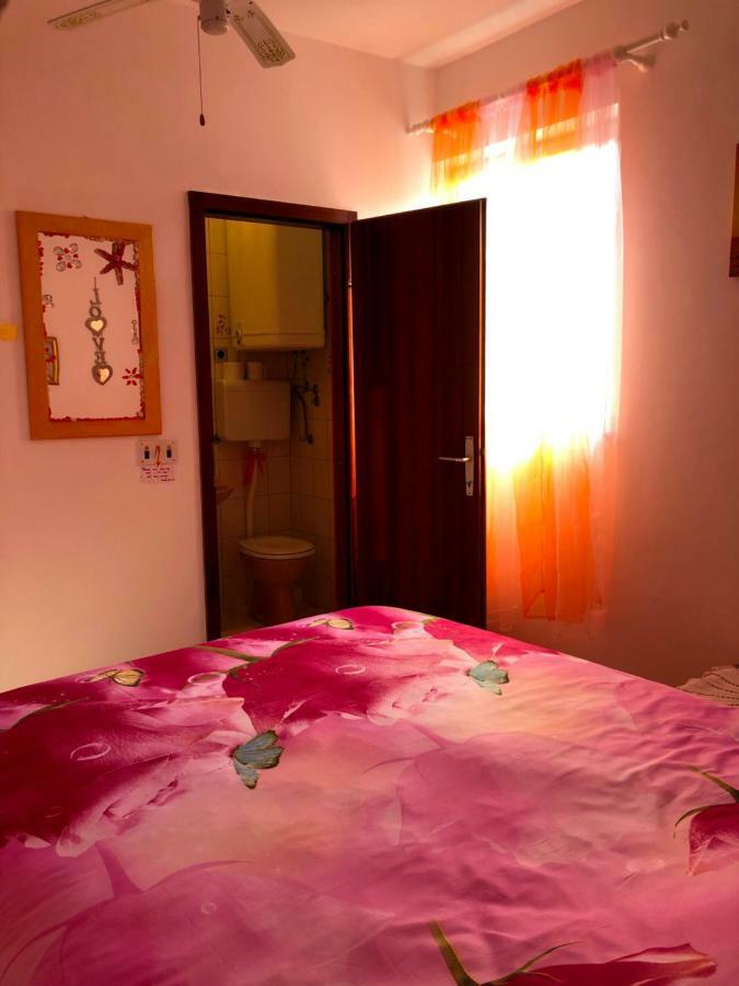 Guest House San Nikola Stari Grad  Exterior photo